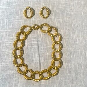 Chunky Gold Chain Choker and Earring Set